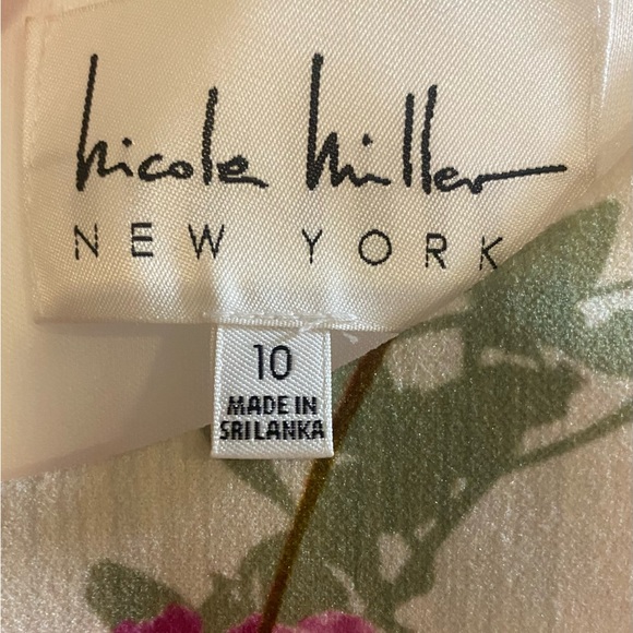 • Nicole Miller Floral Dress • NWOT - Picture 10 of 10